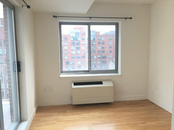 5th image of 63 Schermerhorn St APT 5B