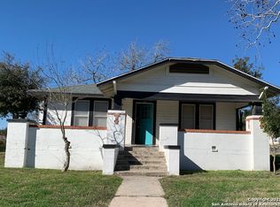 200 S Browne St, Karnes City, TX 78118