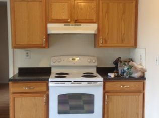 12-14 Thompson Ct #12-14, Enfield, CT 06082