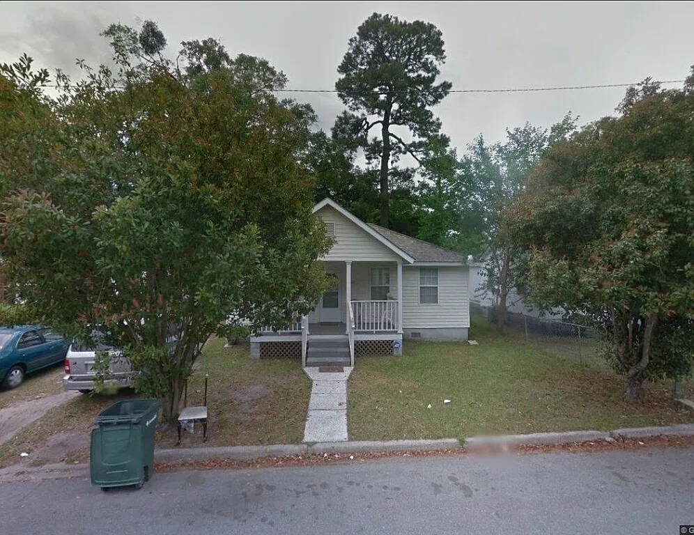 Property main image