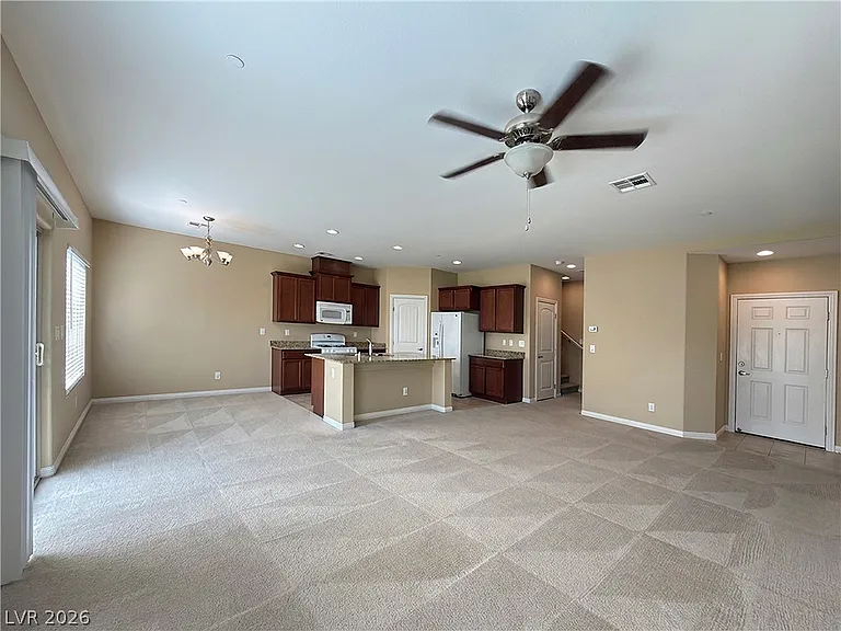 12 Jasmine Point St — Photo 7