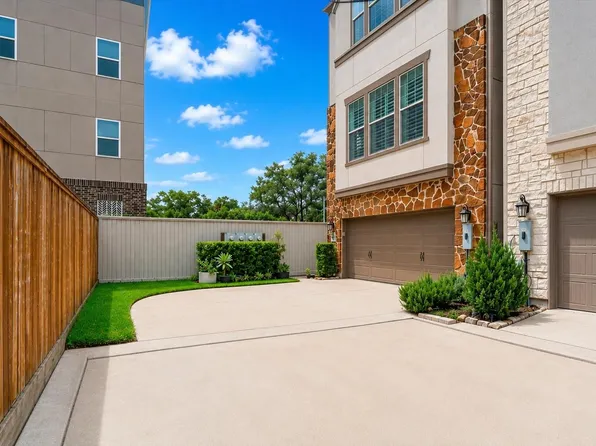 6762 Sussex Manor St, Houston, TX 77055