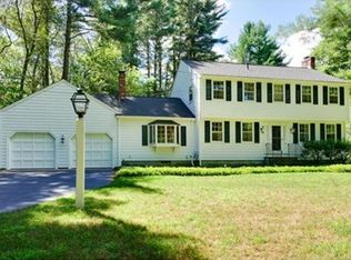 8 School St, Medfield, MA 02052