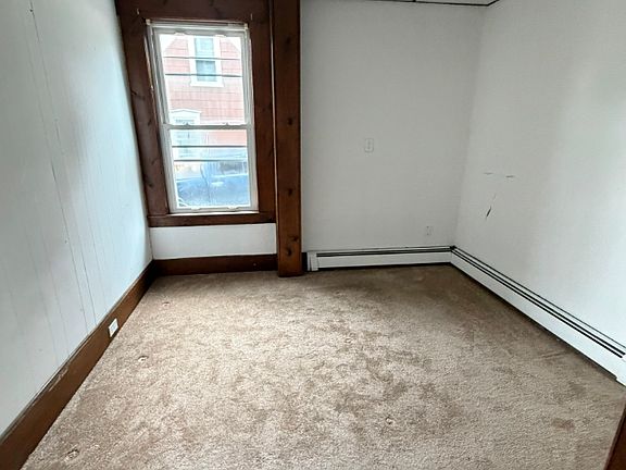 5th image of 35 Summer St #1