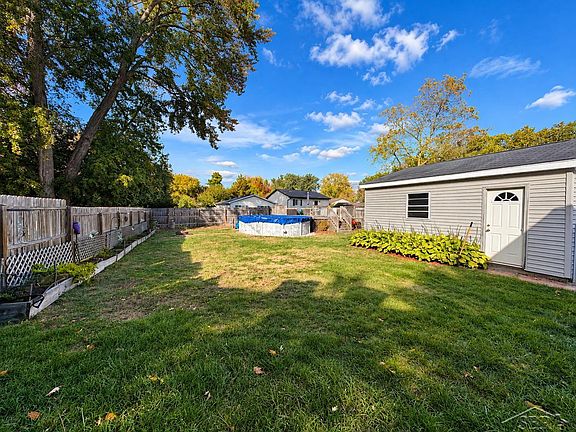 2nd image of 217 Arbury Pl