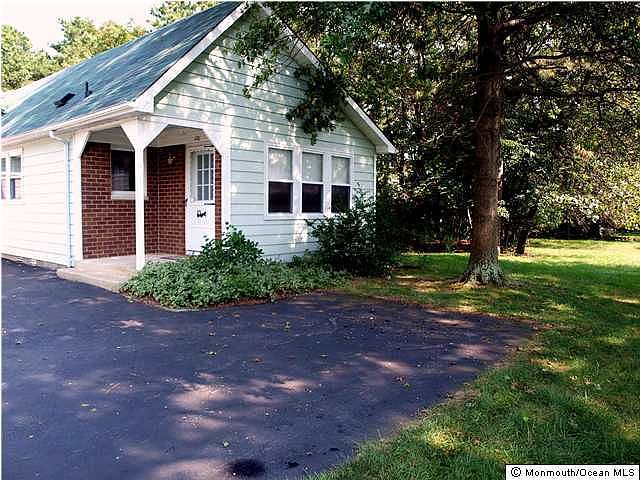 1st image of 12 Mohican Lane #C
