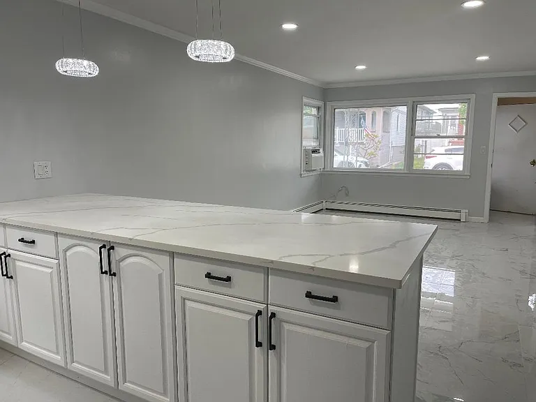 137 Pacific Blvd #A — Photo 5