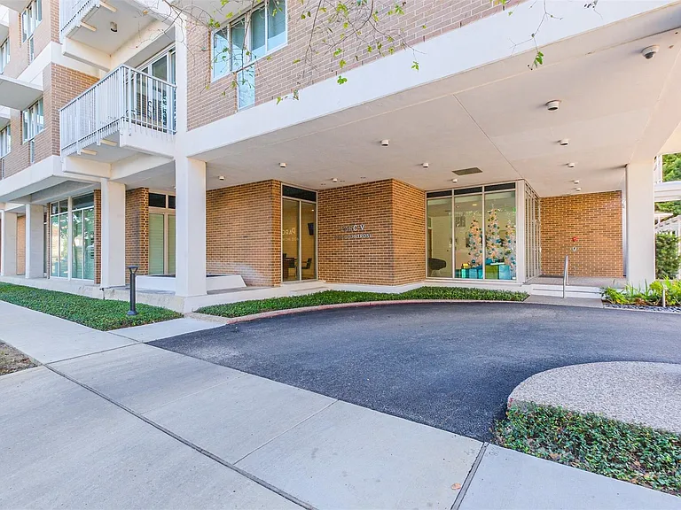 3614 Montrose Blvd #203 — Photo 29
