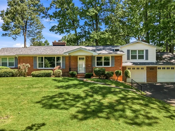 808 Fairfield Dr, Hermitage, PA 16148