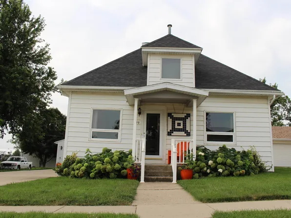 109 W Center St, Arcadia, IA 51430
