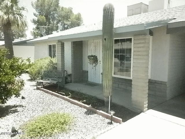 1st image of 4739 W Larkspur Dr