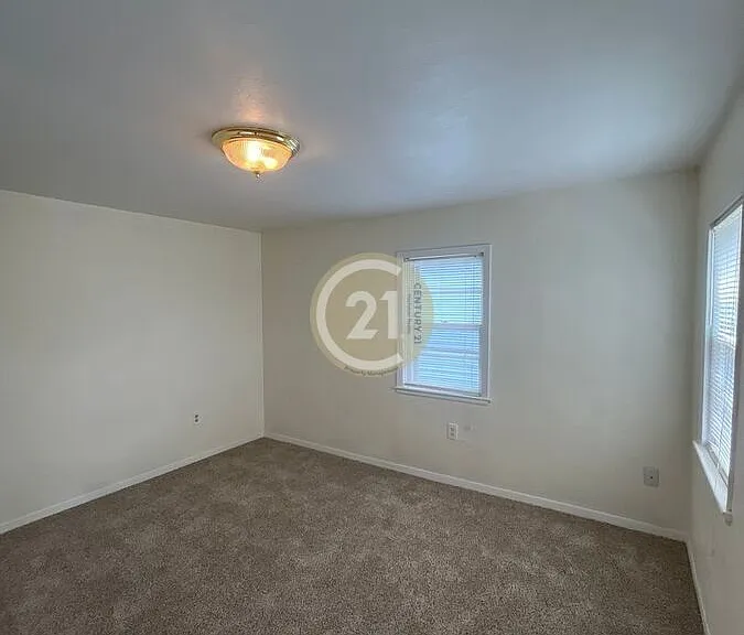 1719 Oakfield Ave — Photo 10