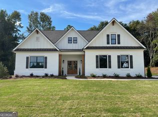 224 Wicklow Ct #10, Hoschton, GA 30548