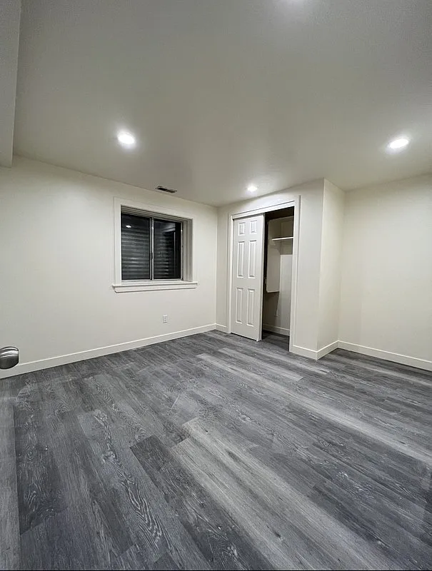Newly Renovated Basement Apartment — Photo 3