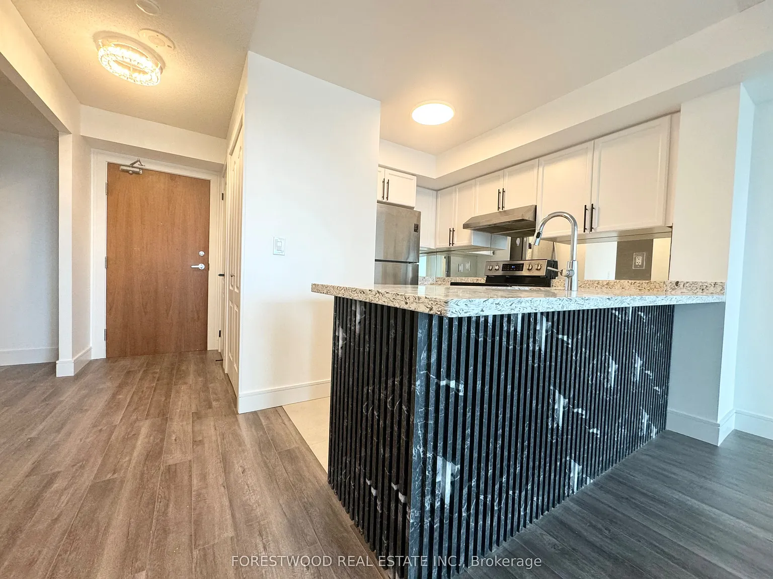 2 bed, $2,350 — Photo 3