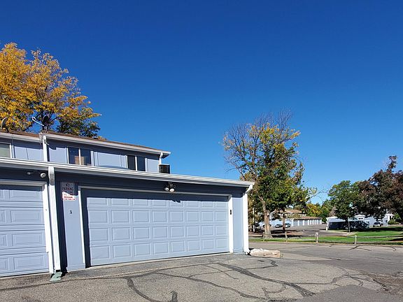 2 car attached garage! No more scraping ice and snow off your car!!