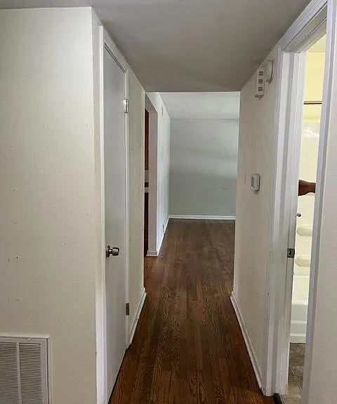 8015 Outlook Dr — Photo 12
