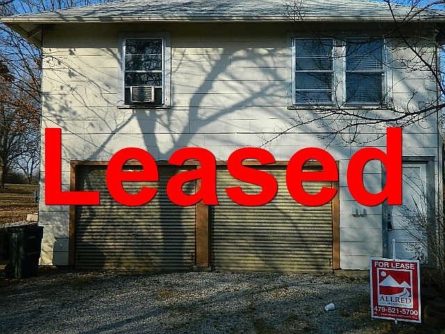 1st image of 1326 1/2 W Cleveland St