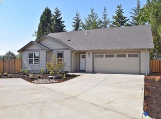 2476 Robbins Way, Lebanon, OR 97355