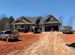 716 Spivey Creek Rd, Landrum, SC 29356