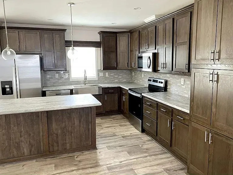 3 bed, 2.0 bath, 1575 sqft, $2,099 — Photo 4