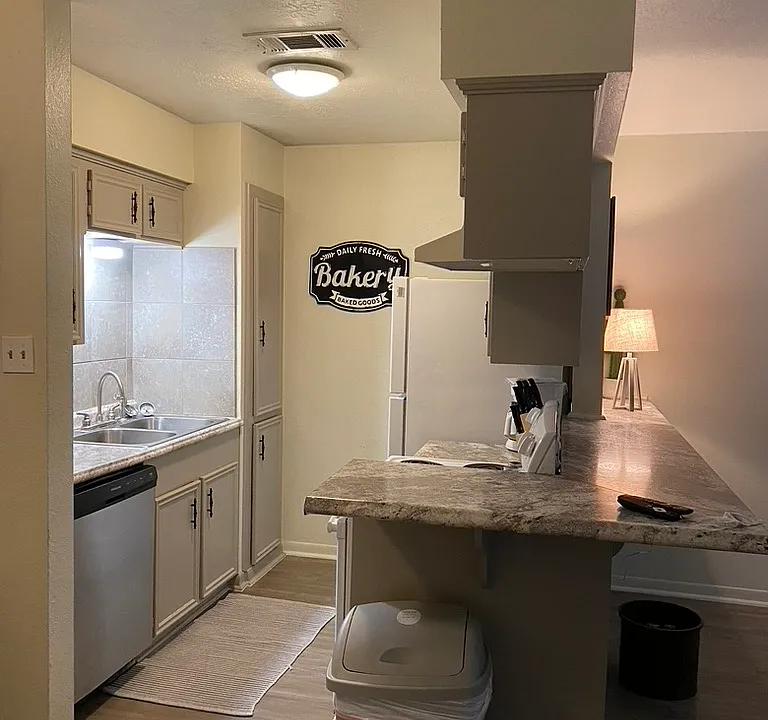 Another view of kitchen