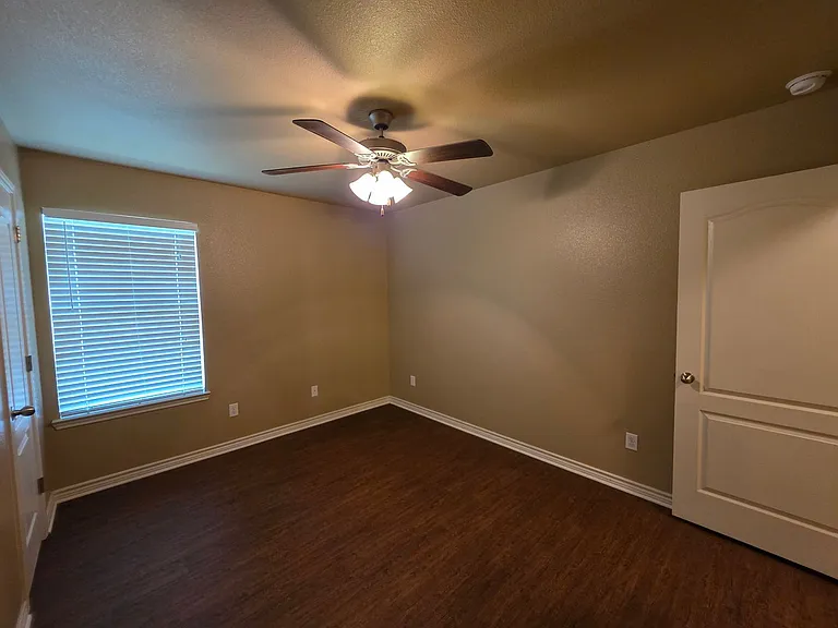4601B Skyflower Ln — Photo 30