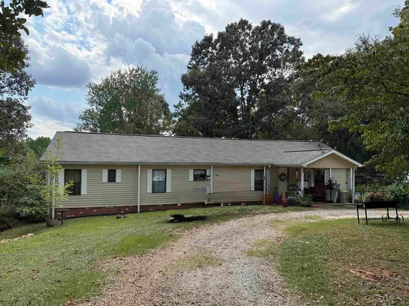 1457 Country Estates Rd, Inman, SC 29349