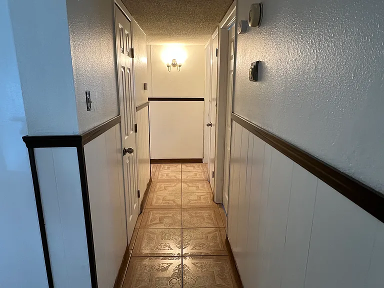 9323 Nottingham Dr — Photo 6