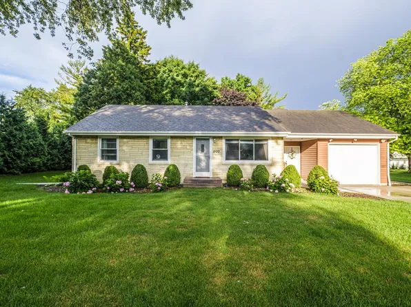 1100 Wilson DRIVE, Brookfield, WI 53005