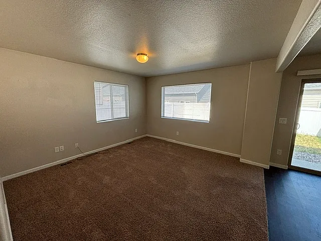 3227 Bantam Ave — Photo 11