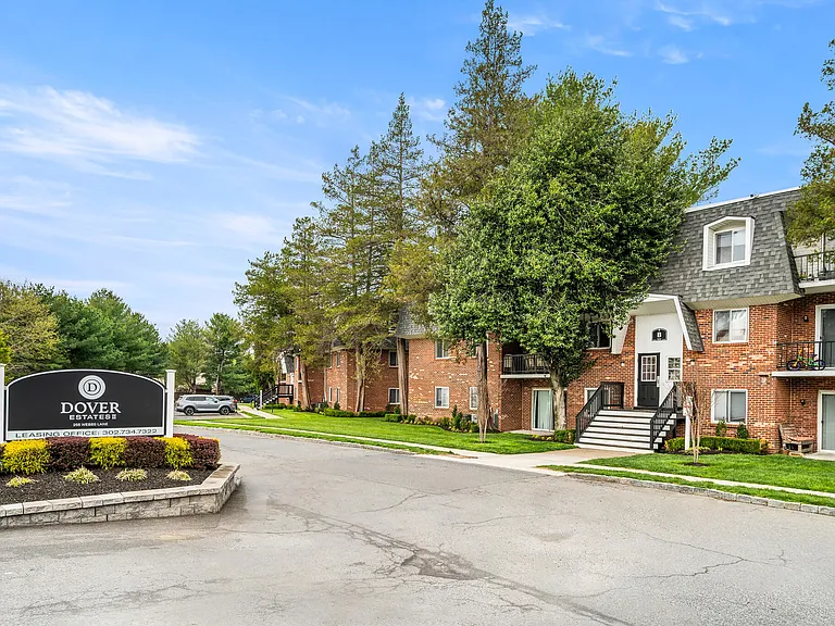 dover-estates-exteriors011