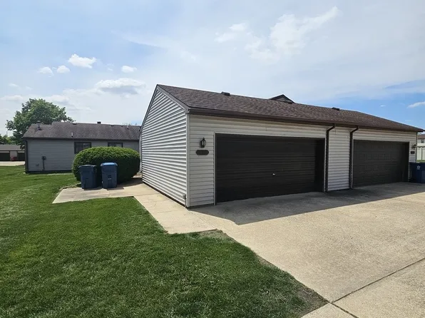 910 Pomona Dr #910, Champaign, IL 61822