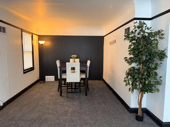 4235 West Fairmount AVENUE, Milwaukee, WI 53209