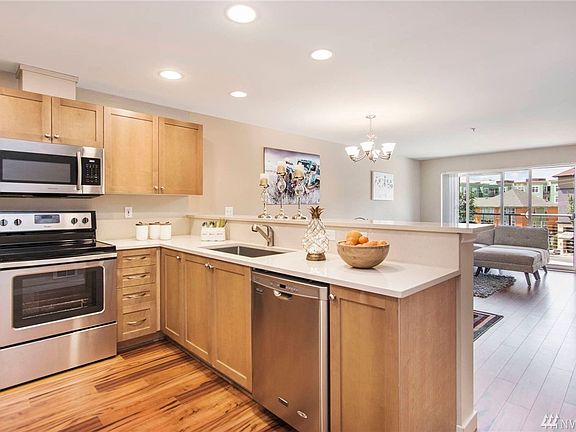 4th image of 11920 98th Ave NE APT 210