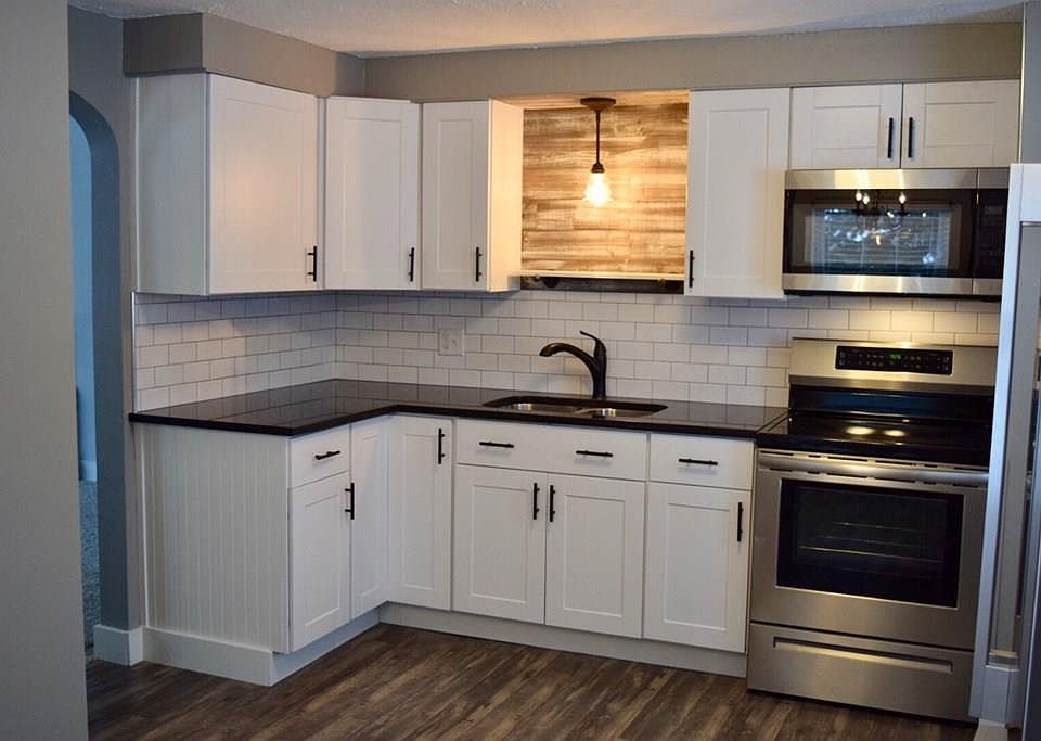 1st image of 432 Lee Ln