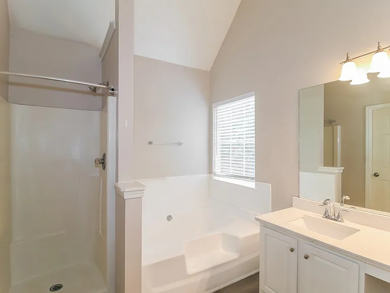 2597 Oslo Ct — Photo 17