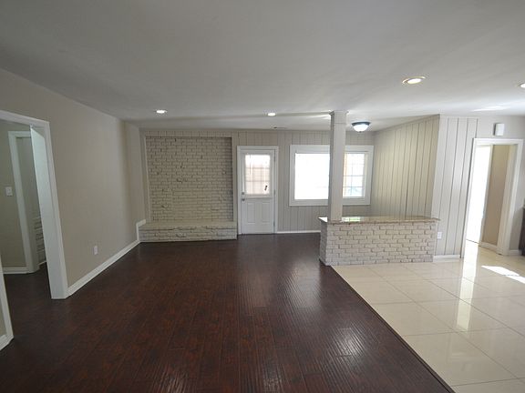 4th image of 17515 Covello St