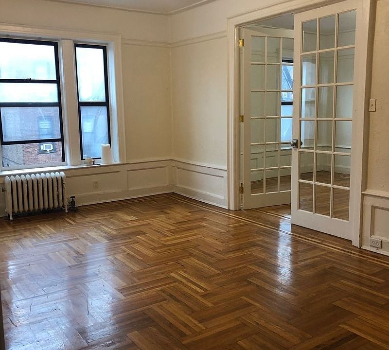 1st image of 271 Parkside Ave APT C4