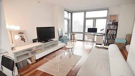 Rented by Park Property Advisors