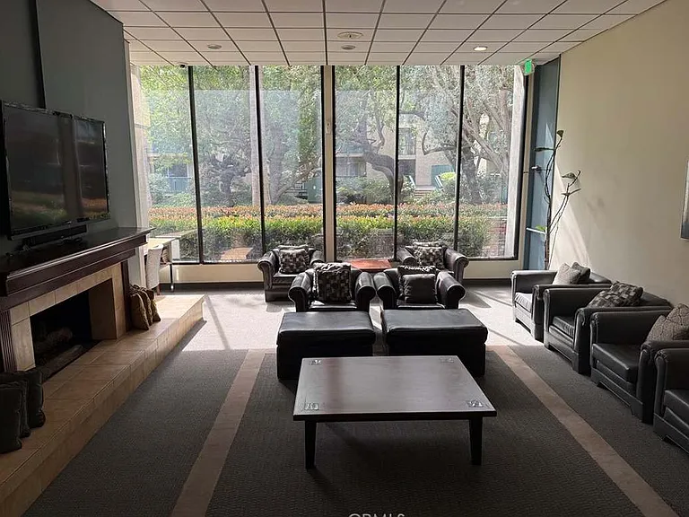 500 N Bellflower Blvd #1 — Photo 2