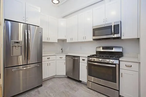 Rented by Platinum Properties | media 12