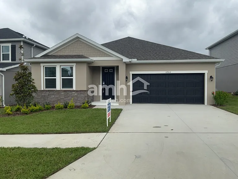 37812 Dusty Saddle Ln — Photo 1