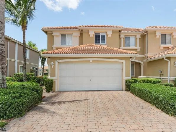 2427 Laurentina Ln, Cape Coral, FL 33909