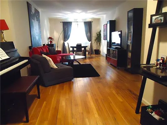 Rented by I & I New York | media 6