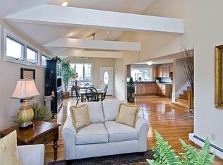 21 Fredette Rd, Newton, MA 02459