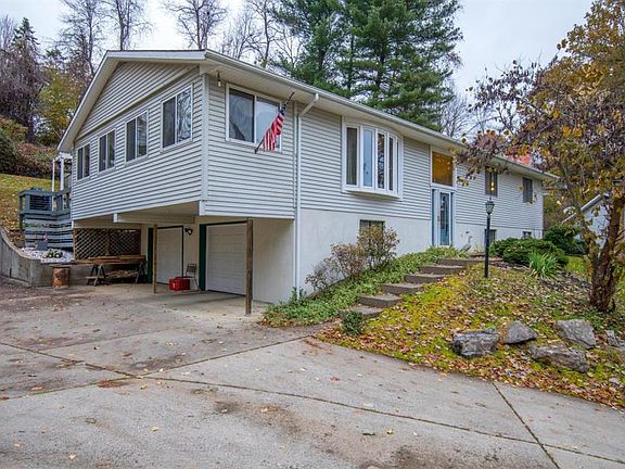 2nd image of 1642 Krebs Ct
