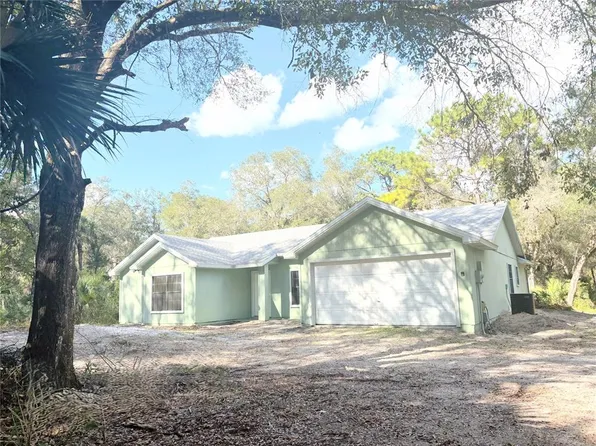 795 Scooter Point, Geneva, FL 32732