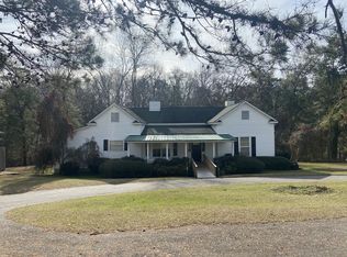 217 Woodlawn Dr, Eufaula, AL 36027