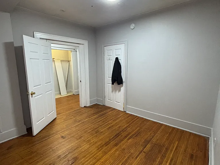 1601-1603 E Main St #4 — Photo 11